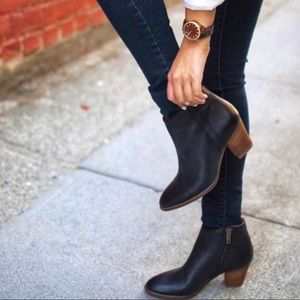 Madewell Billie black leather booties